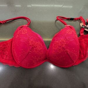 Victoria's Secret Vibrant Red Lace Bra